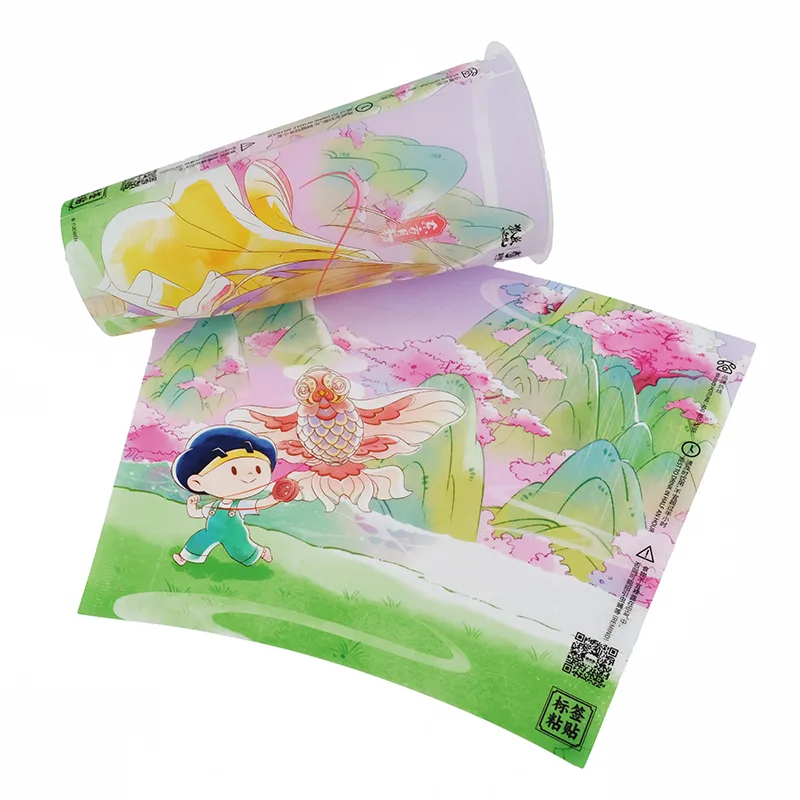 Cốc cà phê PP nhãn IML bằng phương pháp ép phun